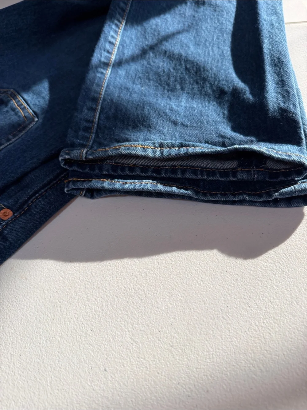 Levi 501 Medium Wash Stretch Blue Jeans 33X32